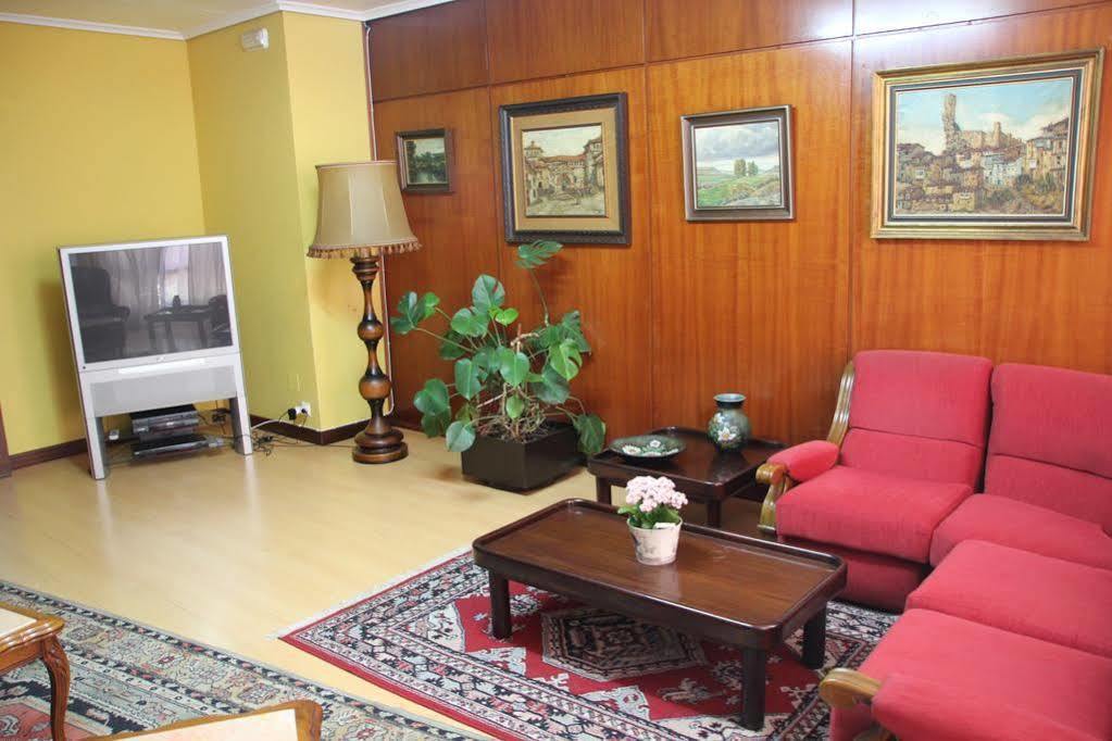 טורלאבגה Hotel Marques De Santillana מראה חיצוני תמונה